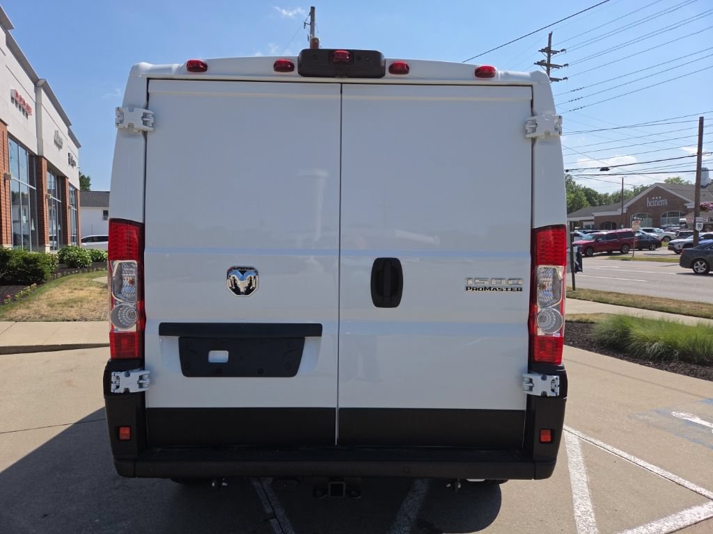 Used 2025 RAM ProMaster 1500 w/ Premium Convenience Group FWD image 10