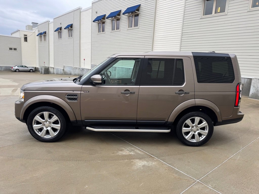 Used 2015 Land Rover LR4 HSE AWD/4WD image 6