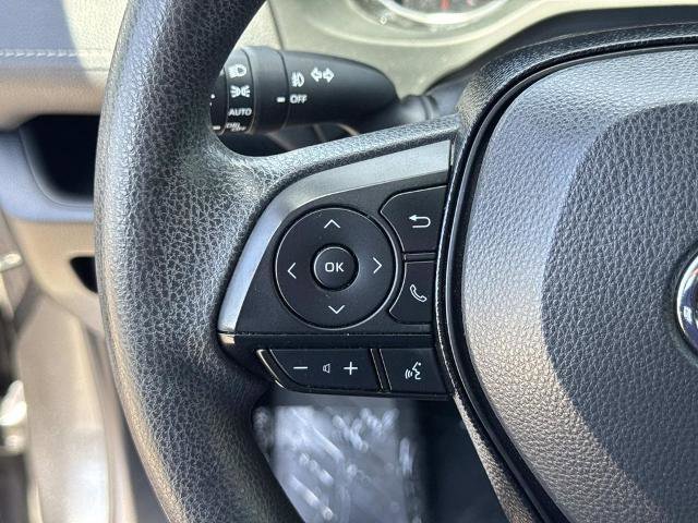 Used 2019 Toyota RAV4 XLE image 10