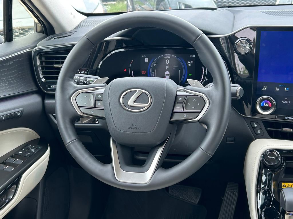 Used 2025 Lexus NX 350h AWD w/ Accessory Package (2T) image 41