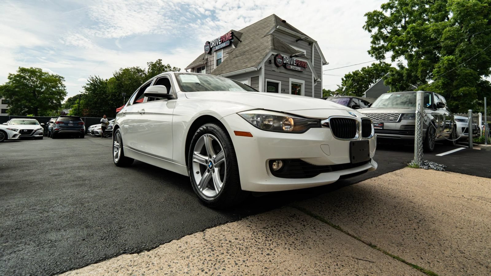 Used 2013 BMW 328i xDrive Sedan AWD/4WD image 2