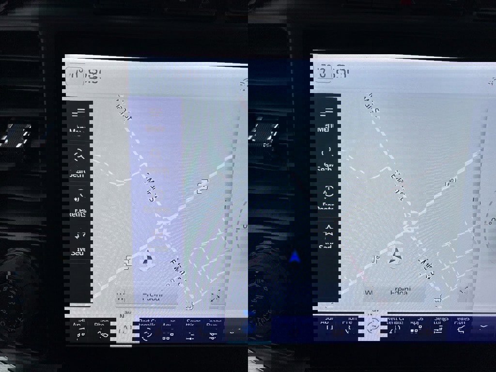 Used 2022 Ford F150 Lariat w/ Equipment Group 502A High image 17