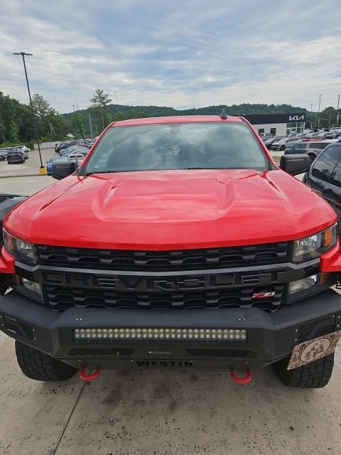 Used 2021 Chevrolet Silverado 1500 Custom Trail Boss AWD/4WD image 3