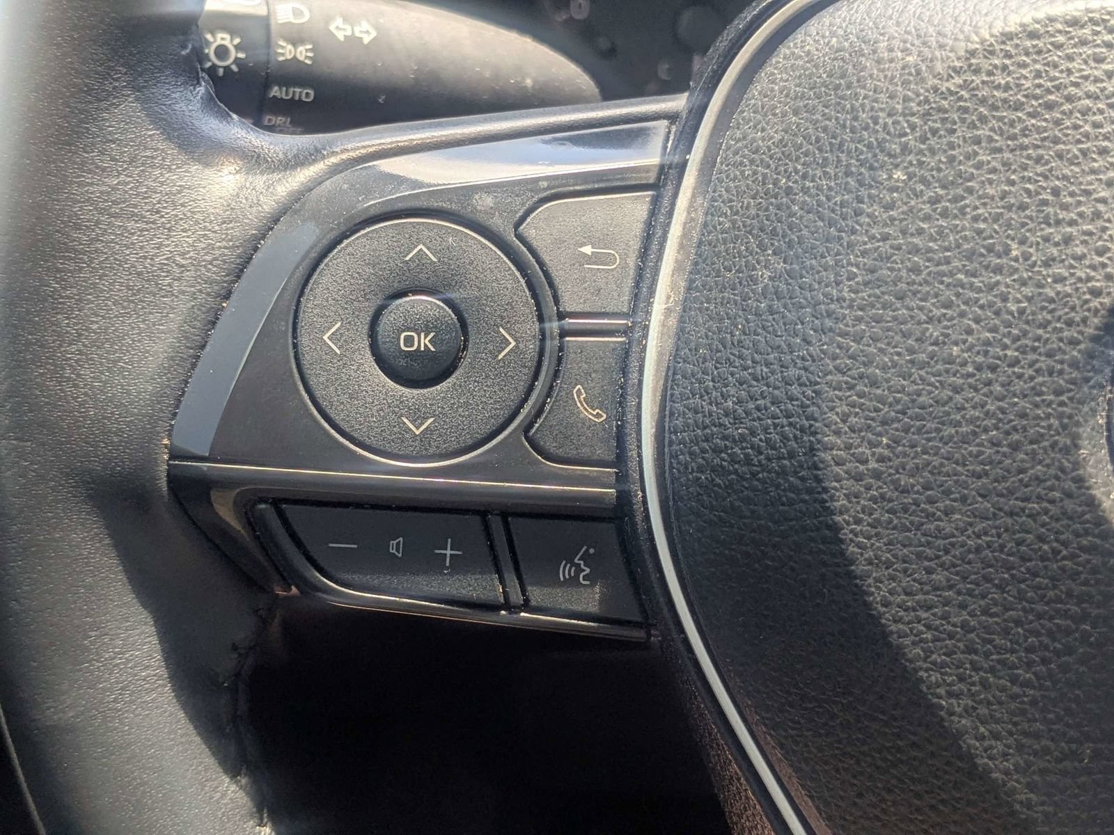 Used 2024 Toyota Corolla Cross LE FWD image 26