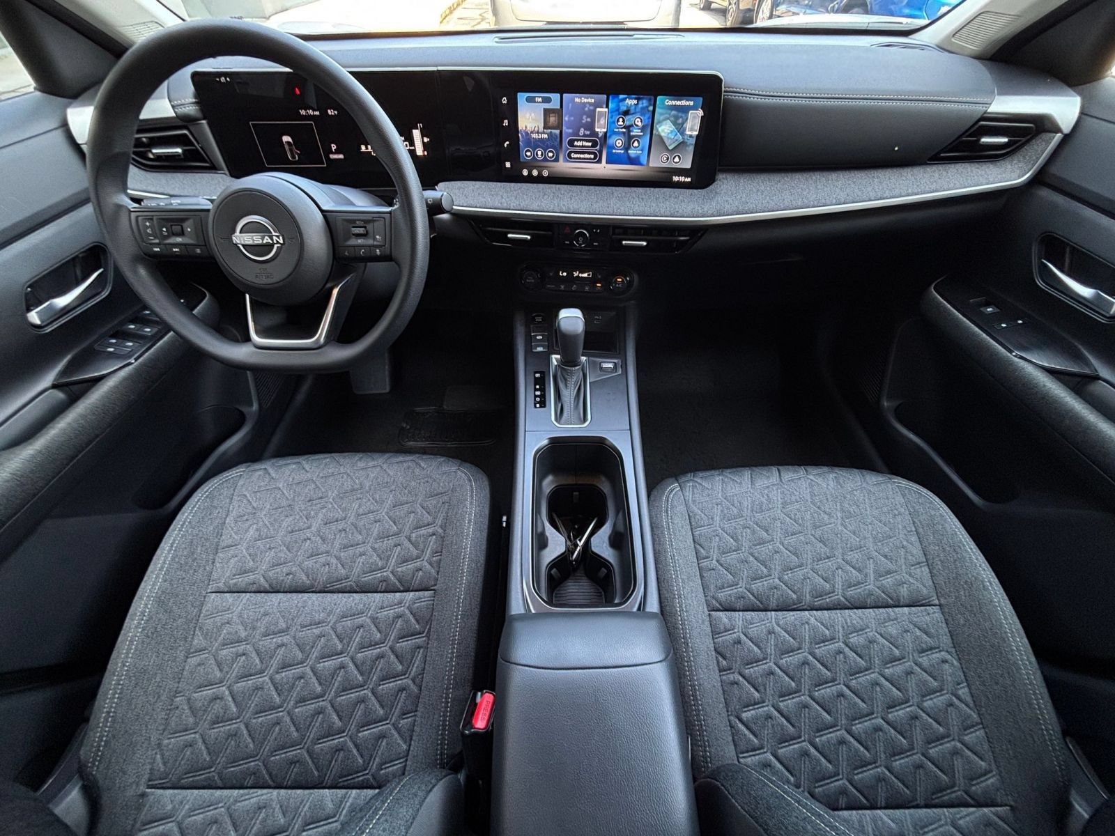 Used 2026 Nissan Kicks SV w/ Cold Weather Package FWD image 31