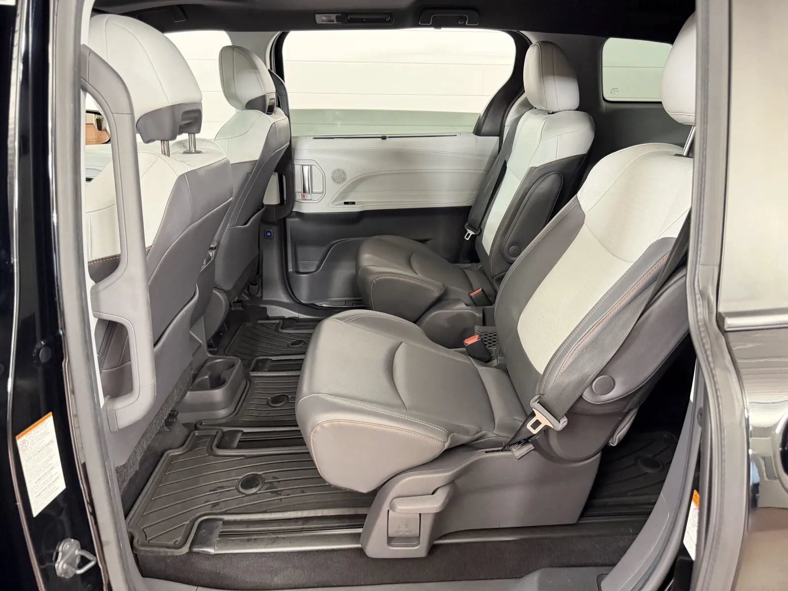 Used 2021 Toyota Sienna XSE AWD/4WD image 28
