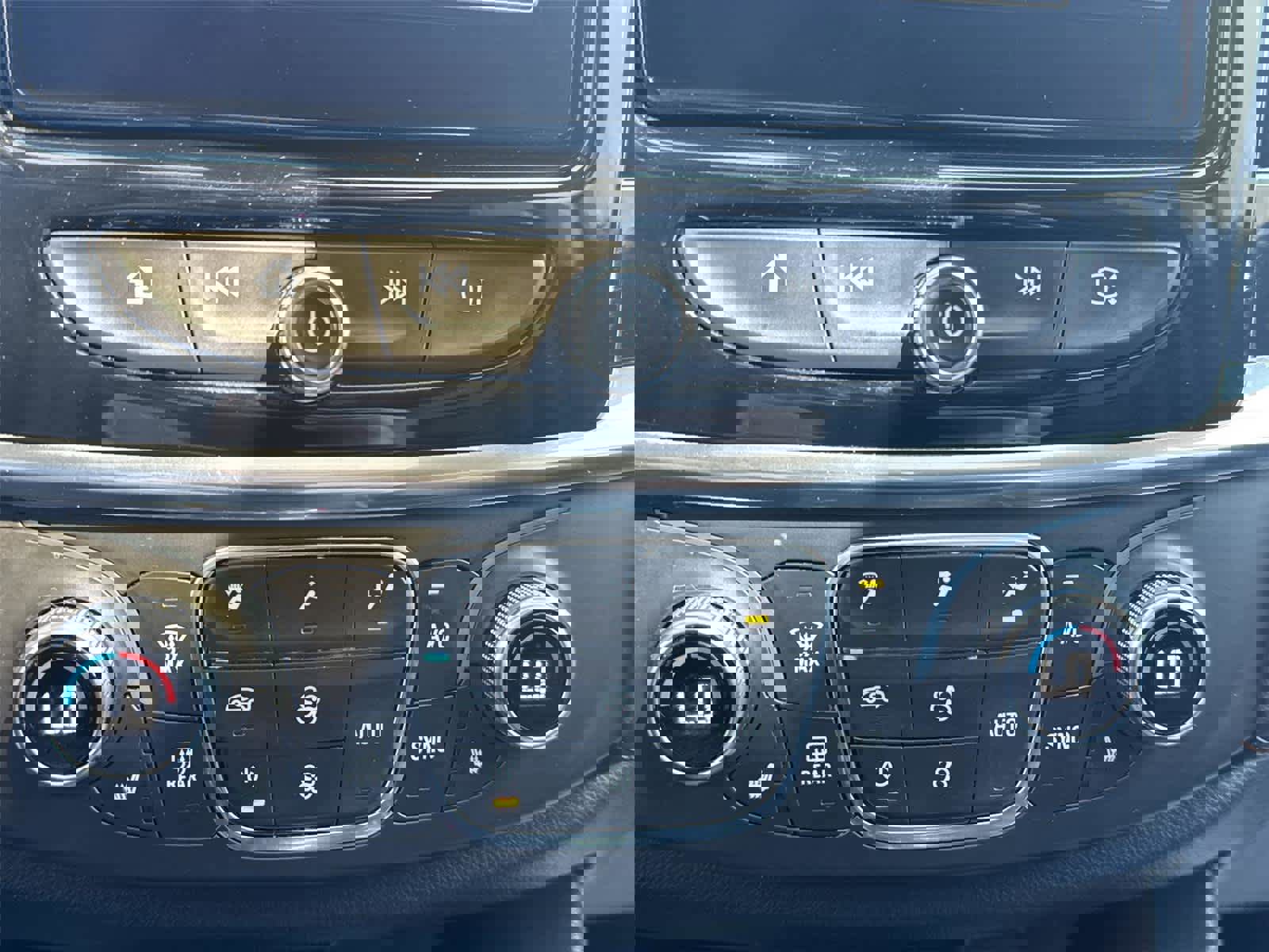 Used 2018 Chevrolet Traverse LT w/ LPO, 'HIT The Road' Package image 18