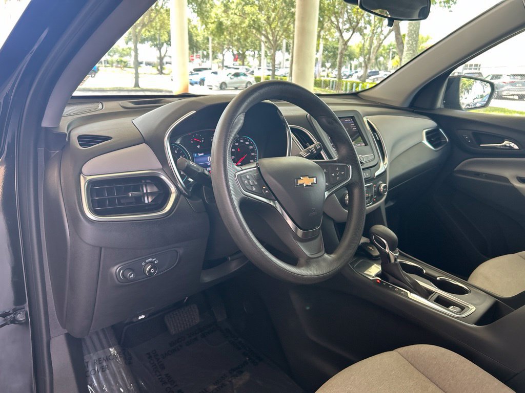 Used 2024 Chevrolet Equinox LS w/ LS Convenience Package FWD image 11