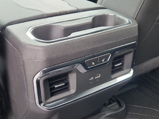 New 2026 Chevrolet Silverado 1500 High Country w/ High Country Premium Package AWD/4WD image 16