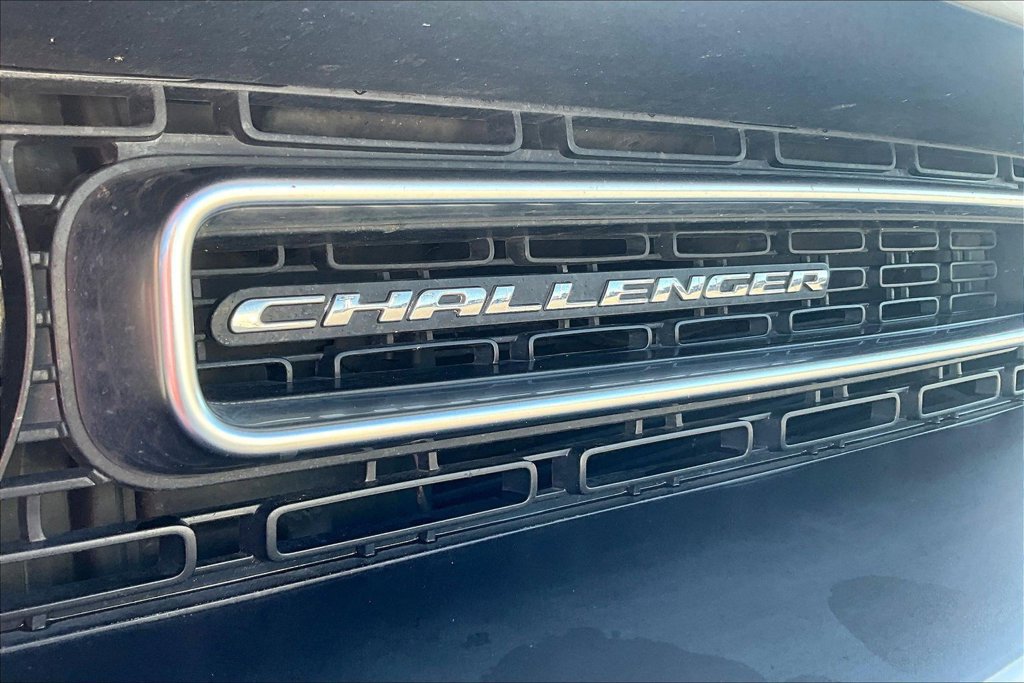 Used 2023 Dodge Challenger SXT RWD image 33