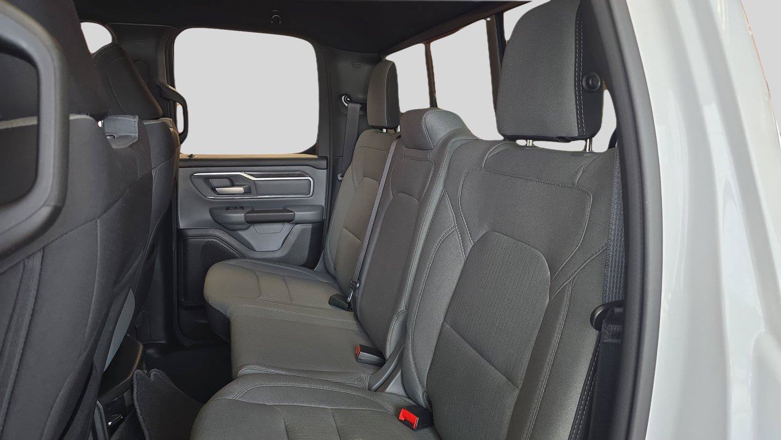 Used 2022 RAM 1500 Big Horn AWD/4WD image 18