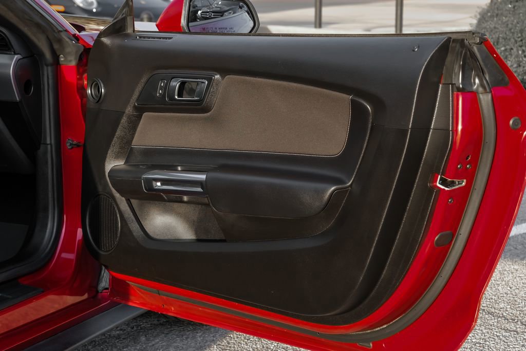 Used 2021 Ford Mustang GT image 47