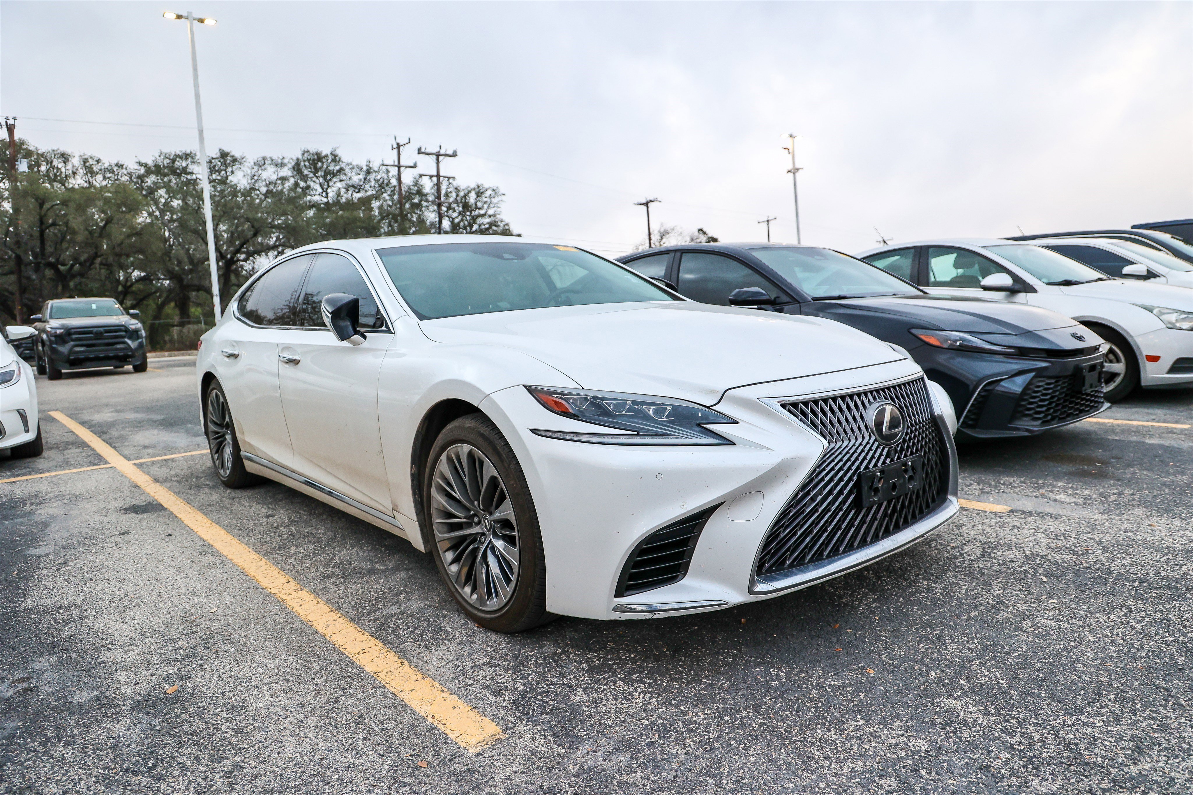 Used 2018 Lexus LS 500 w/ Interior Upgrade Package image 6