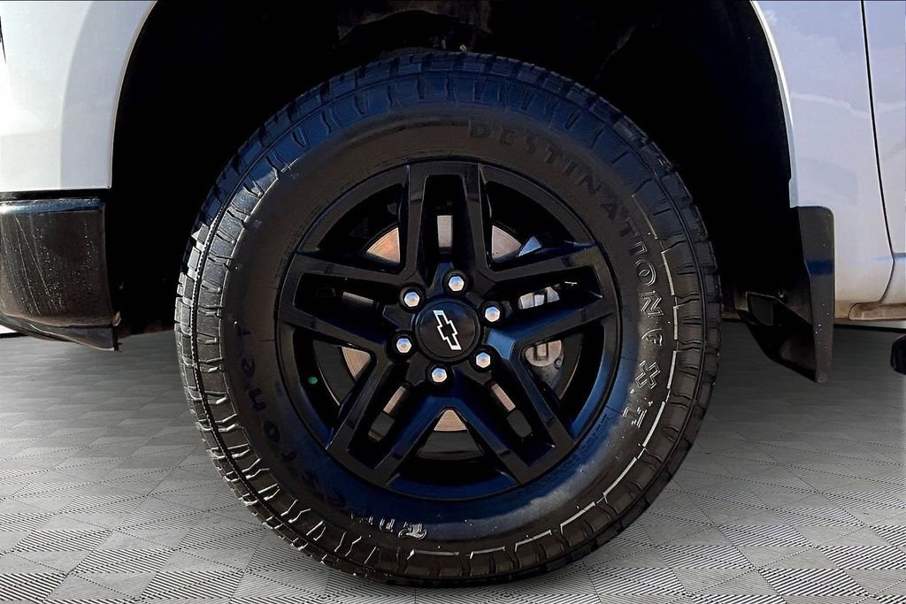 Used 2023 Chevrolet Silverado 1500 LT Trail Boss w/ Protection Package image 8