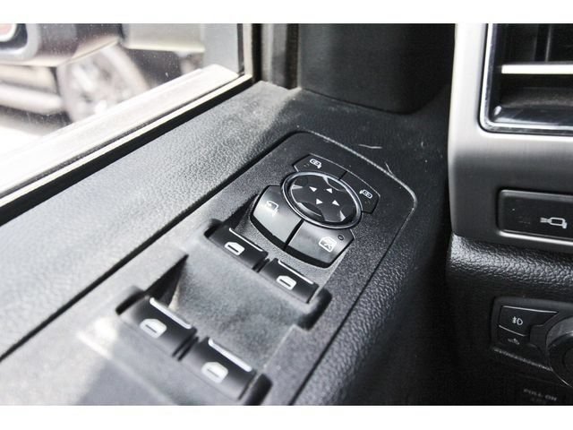 Used 2018 Ford F150 Platinum w/ Equipment Group 701A Luxury AWD/4WD image 19