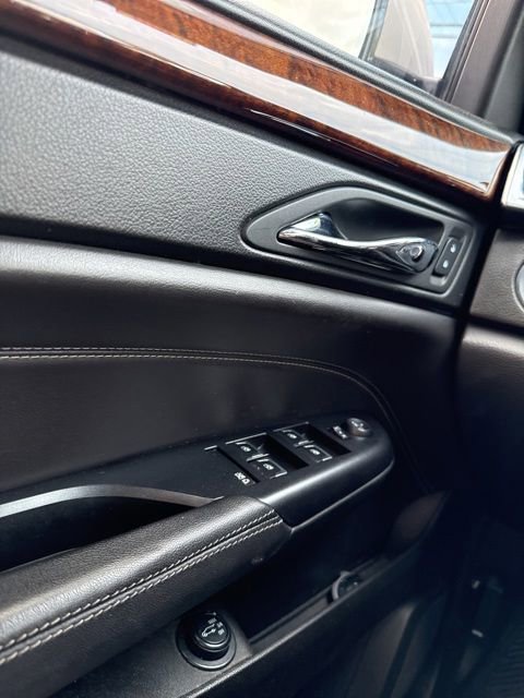 Used 2016 Cadillac SRX Luxury FWD image 21