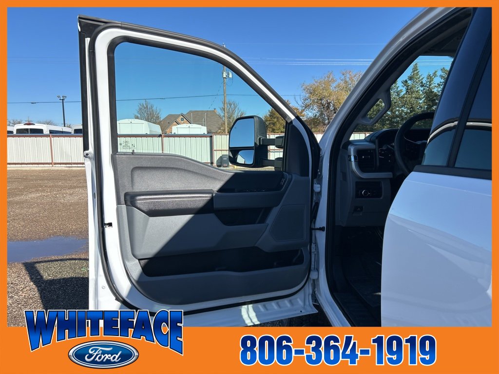 Used 2024 Ford F250 XLT w/ FX4 Off-Road Package image 12
