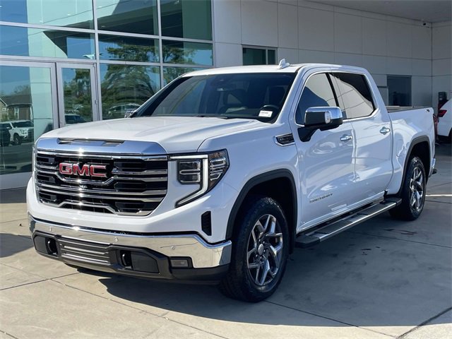 Used 2022 GMC Sierra 1500 SLT w/ SLT Premium Plus Package image 2