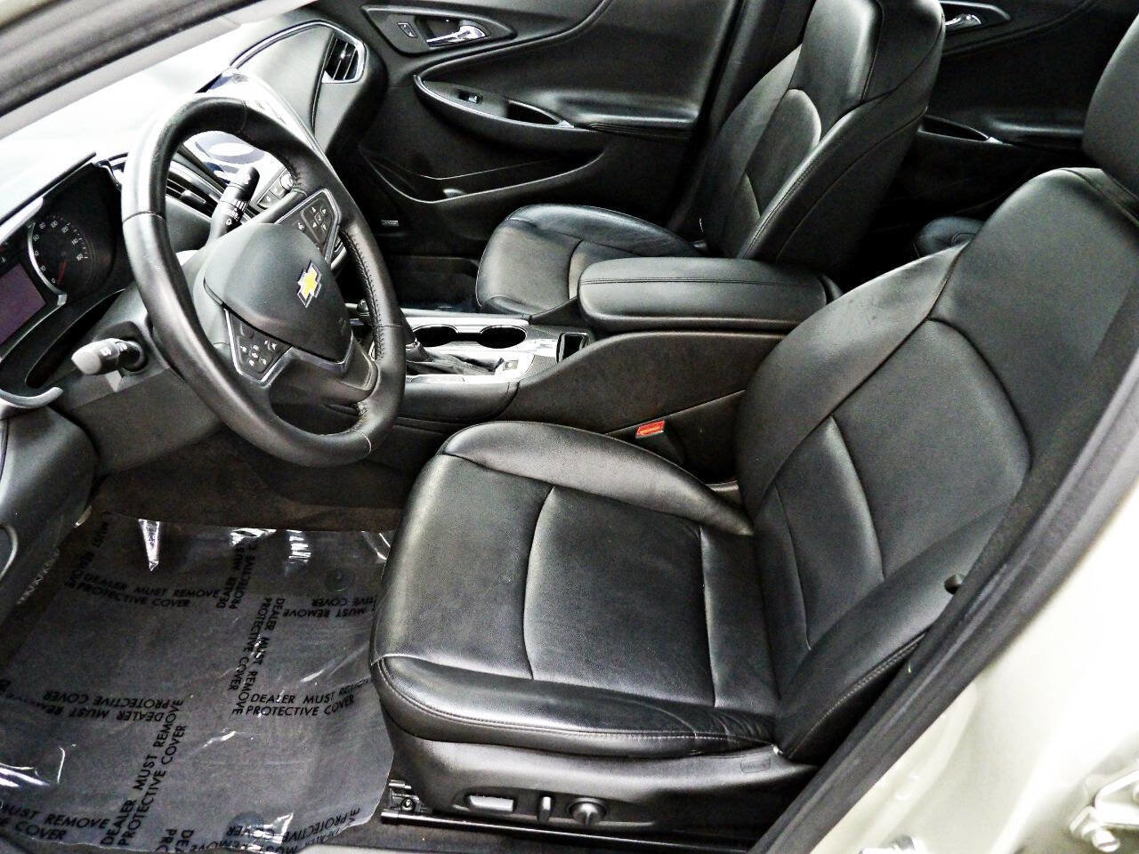 Used 2016 Chevrolet Malibu Hybrid w/ Leather Package image 8