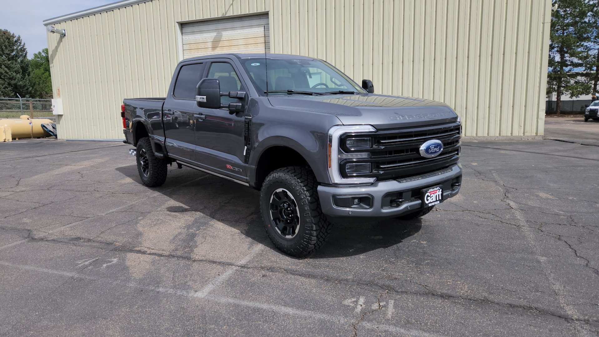 New 2026 Ford F350 Platinum w/ Tremor Off-Road Package AWD/4WD image 9
