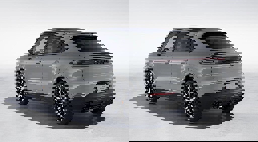 New 2026 Porsche Cayenne Coupe image 3