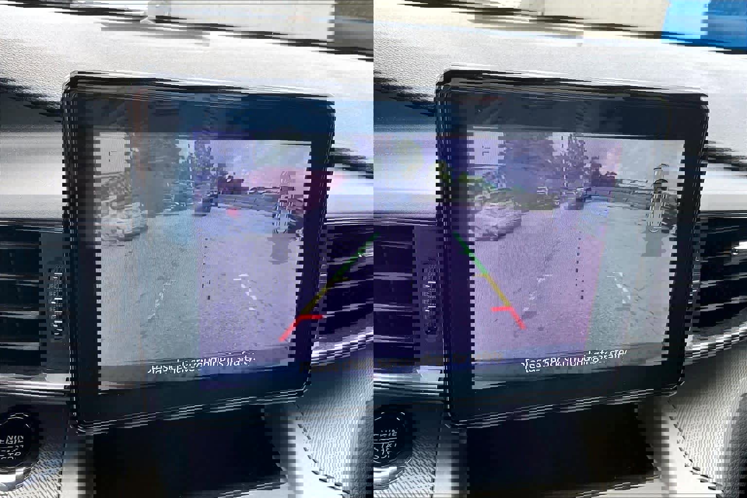 Used 2022 Ford Explorer XLT w/ Equipment Group 202A image 26