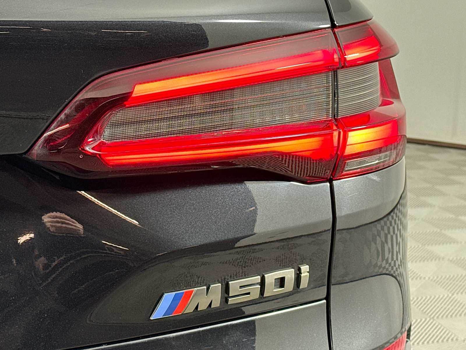 Used 2023 BMW X5 M50i w/ Executive Package image 33