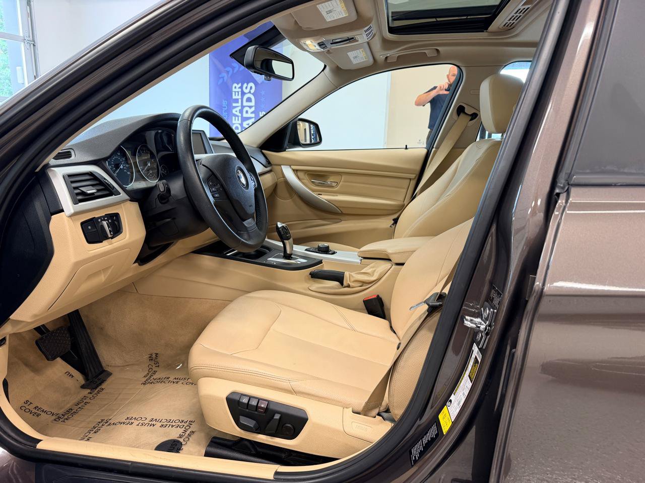 Used 2012 BMW 328i Sedan RWD image 16