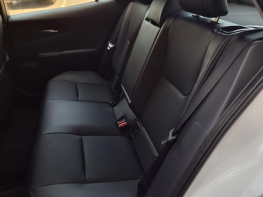Certified 2026 Toyota Prius XLE FWD image 24