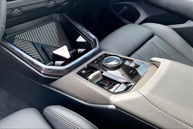 Used 2025 BMW X3 xDrive30i w/ Premium Package image 14