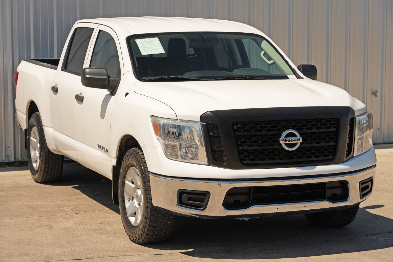 Used 2018 Nissan Titan S w/ S Utility Package image 45