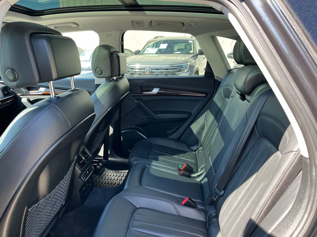 Used 2020 Audi Q5 2.0T Premium Plus w/ Premium Plus Package AWD/4WD image 22