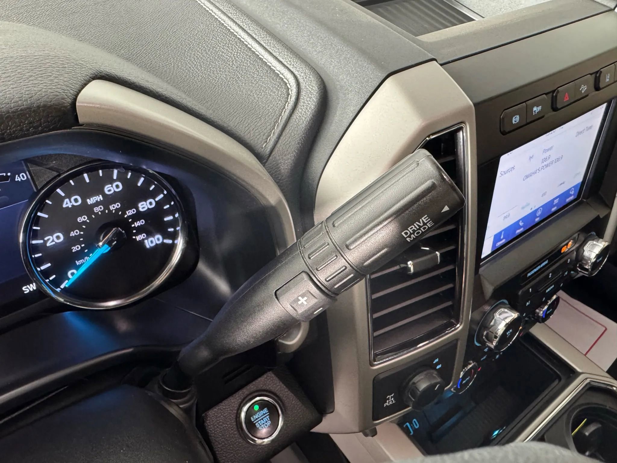 Used 2020 Ford F250 Lariat w/ Lariat Ultimate Package image 21