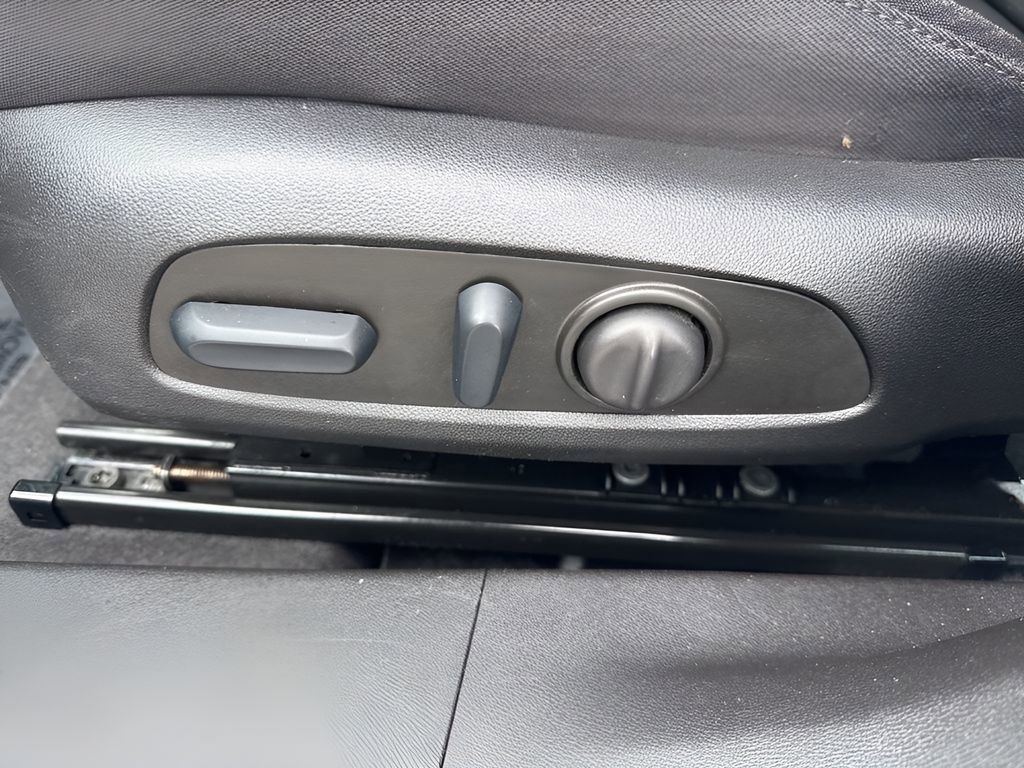 Used 2024 Chevrolet Malibu LT image 10