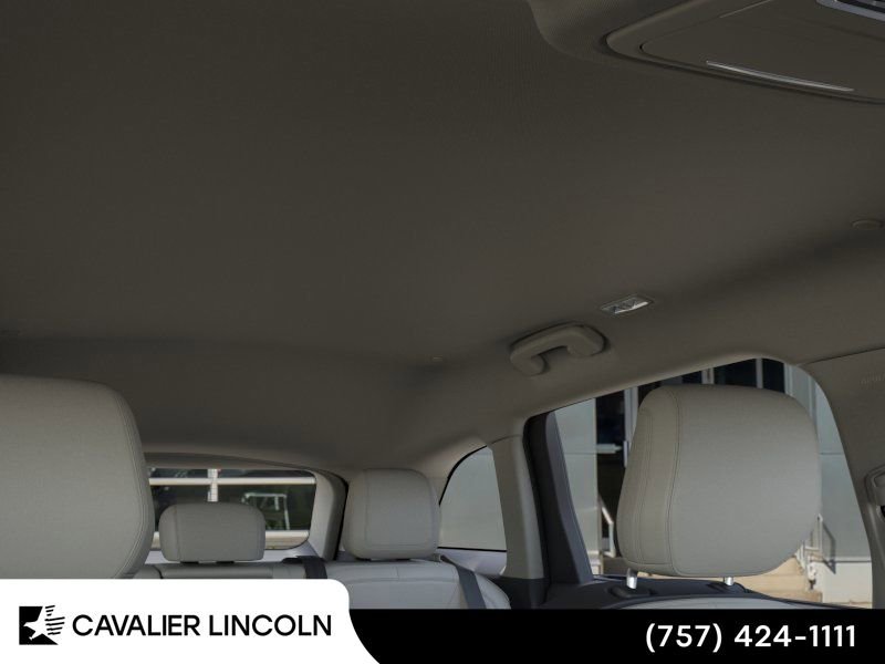 Used 2026 Lincoln Nautilus Premier AWD/4WD image 22