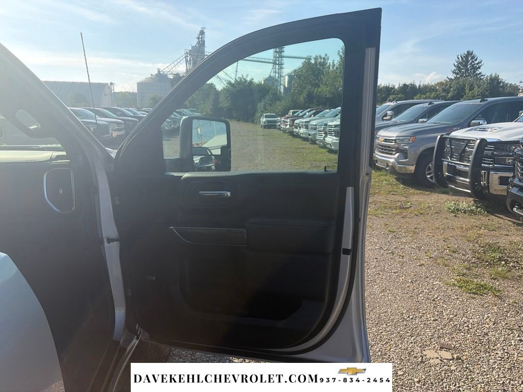 Used 2023 Chevrolet Silverado 3500 LTZ w/ LTZ Plus Package AWD/4WD image 26