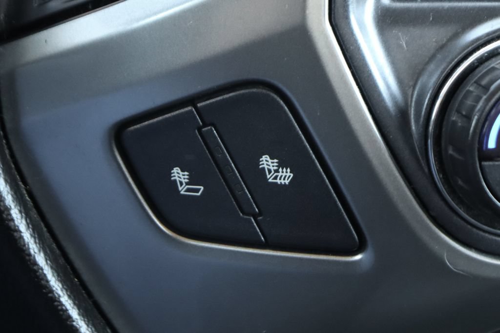 Used 2018 Chevrolet Silverado 1500 LT w/ All Star Edition AWD/4WD image 31