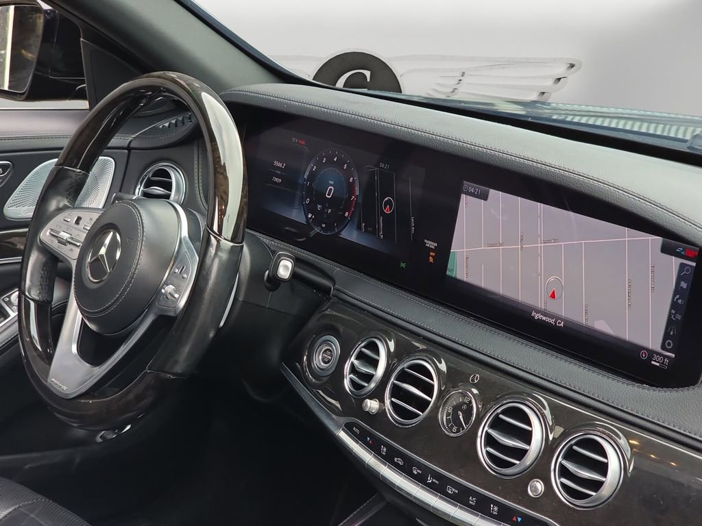 Used 2019 Mercedes-Benz S 560 Sedan image 25