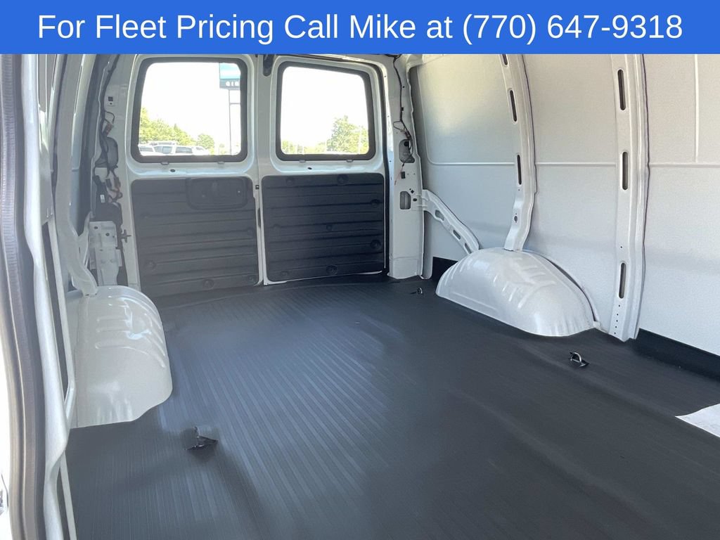 New 2026 Chevrolet Express 3500 Extended w/ Driver Convenience Package RWD image 10
