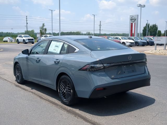New 2026 Nissan Sentra SV w/ Floor Mat Package FWD image 5