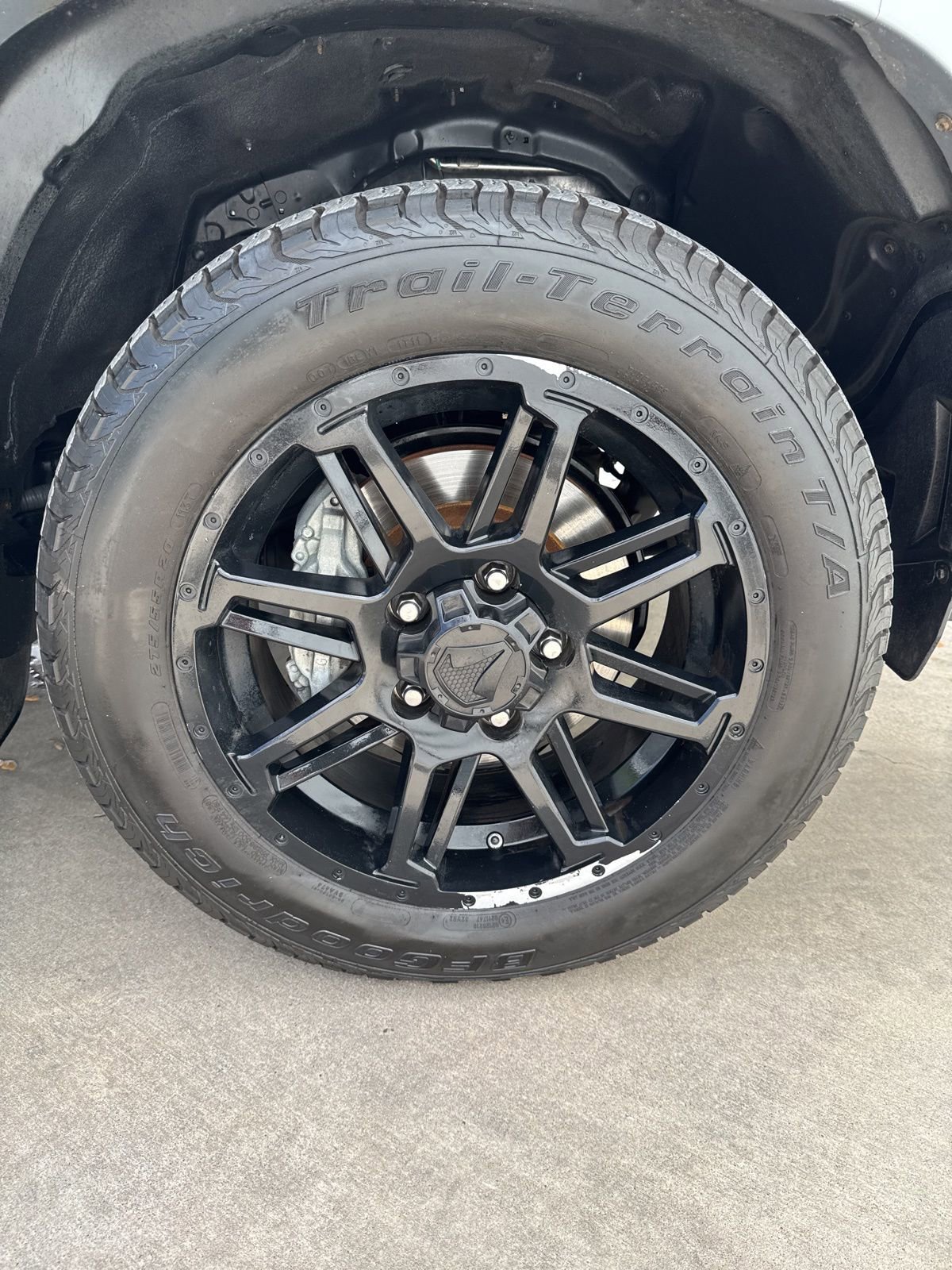 Used 2019 Toyota Tundra SR5 w/ SR5 Upgrade Package image 29