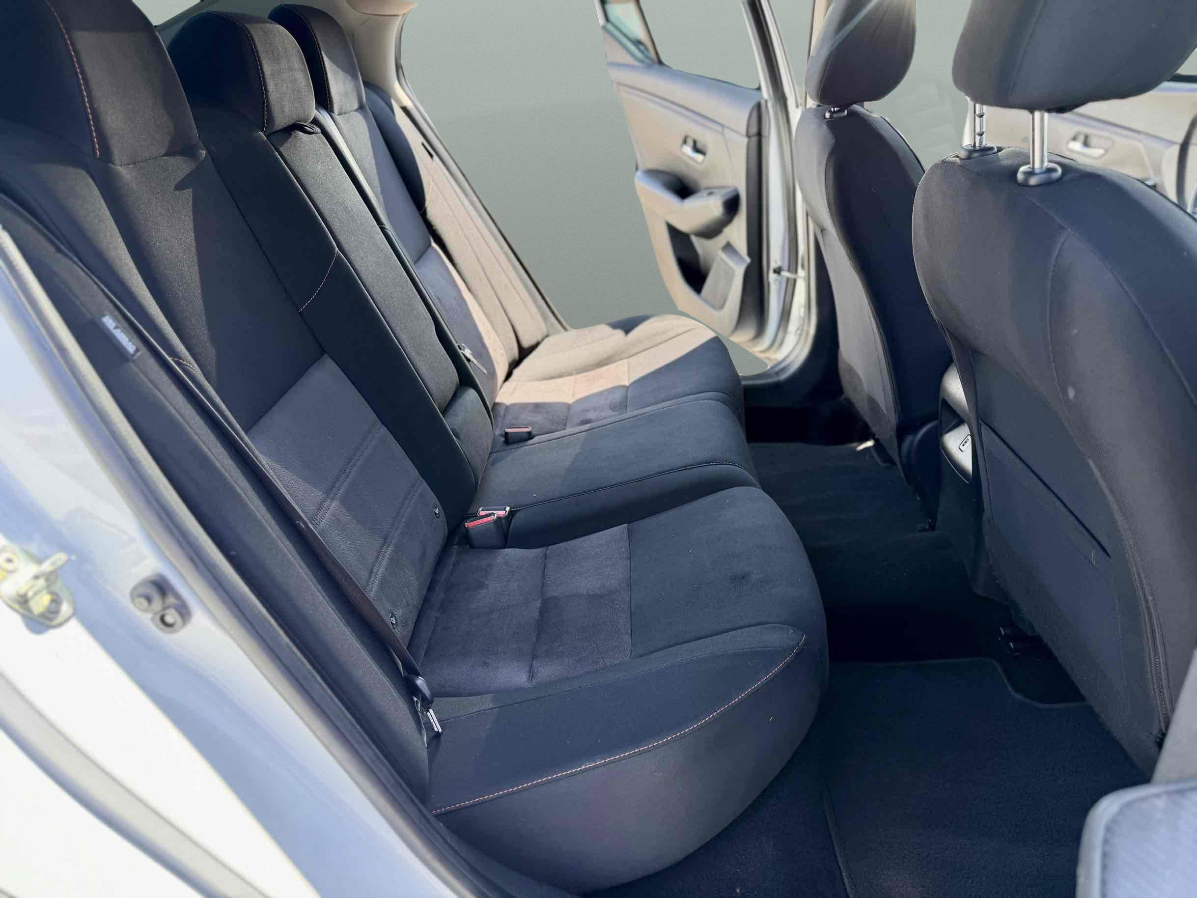 Used 2020 Nissan Sentra SR w/ Electronics Package FWD image 13