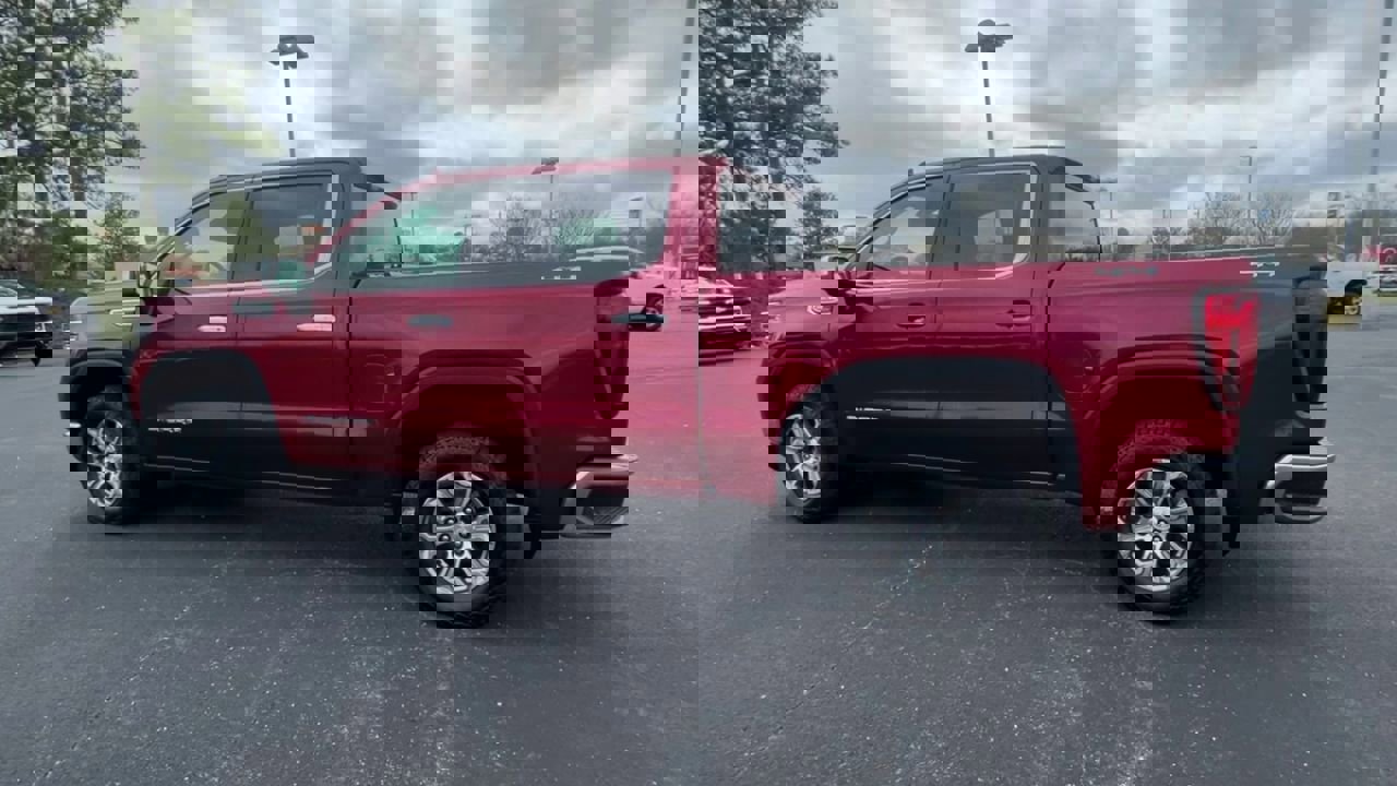 Used 2022 GMC Sierra 1500 SLT w/ SLT Convenience Package image 6