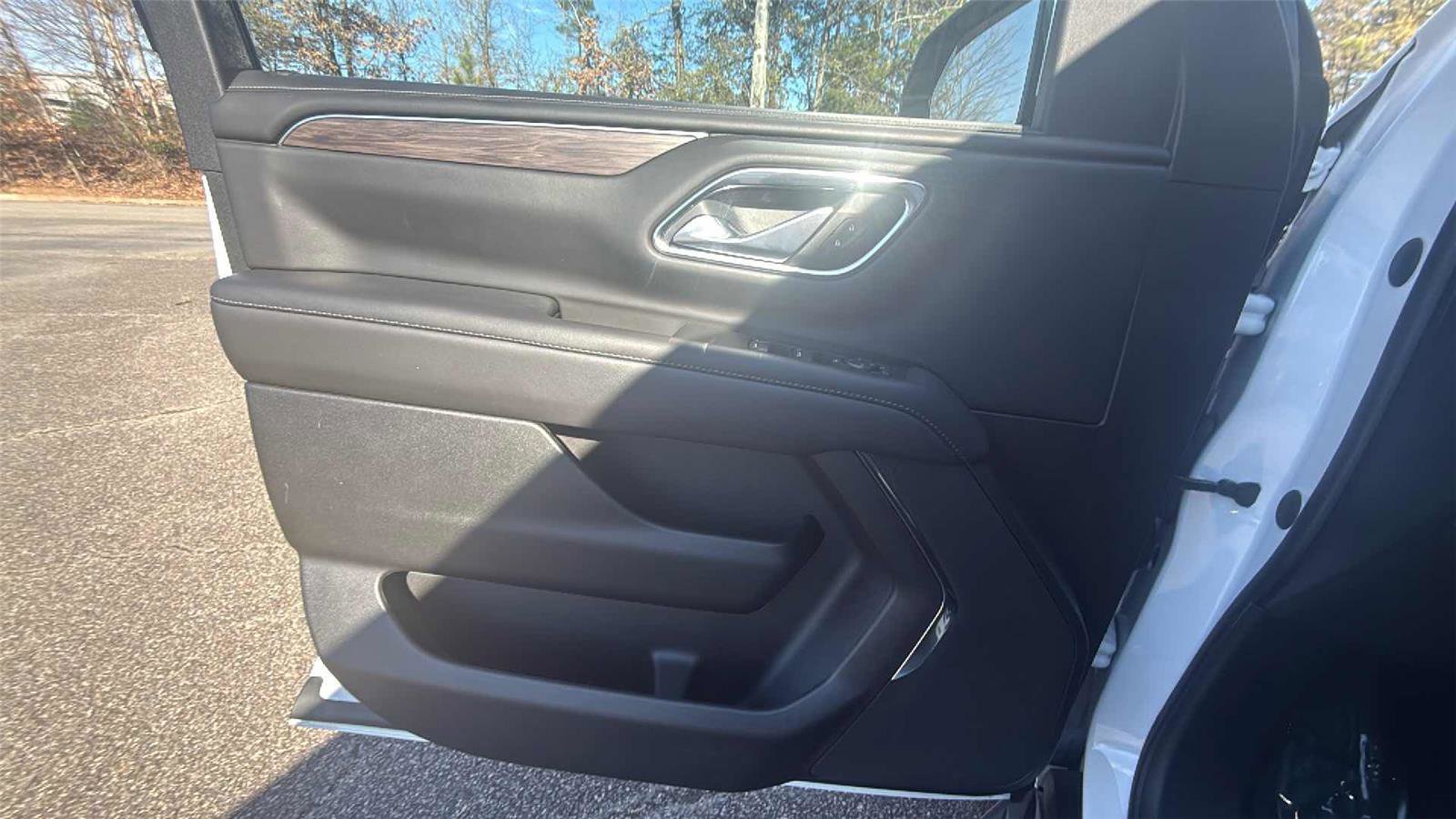 Used 2023 Chevrolet Tahoe LS image 11