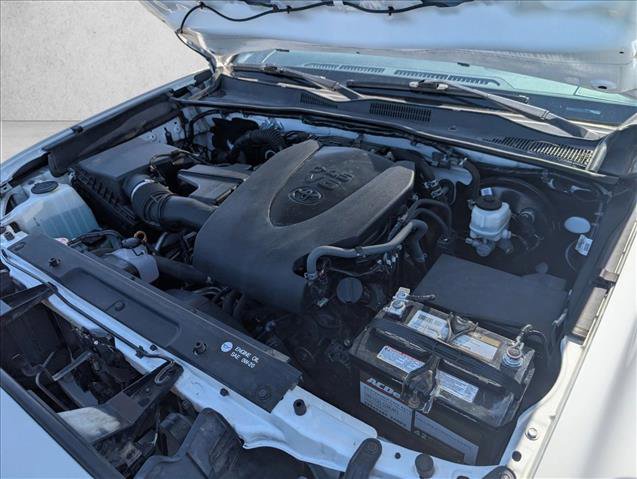 Used 2019 Toyota Tacoma TRD Sport w/ Technology Package image 28