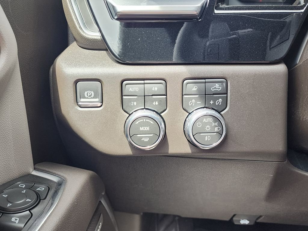 New 2026 GMC Sierra 1500 SLT w/ SLT Premium Plus Package AWD/4WD image 19