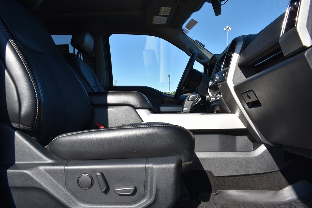 Used 2019 Ford F150 Lariat image 10
