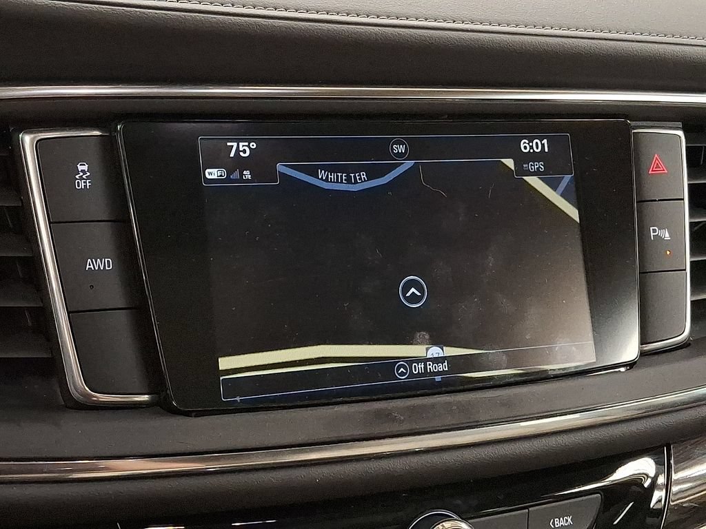 Used 2018 Buick Enclave Essence AWD/4WD image 15