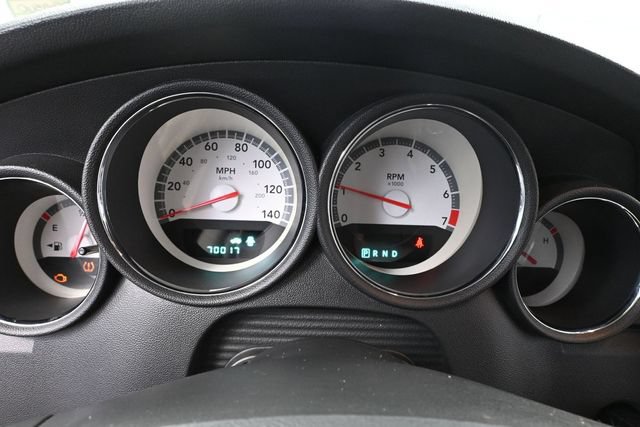 Used 2010 Dodge Charger SXT AWD/4WD image 24