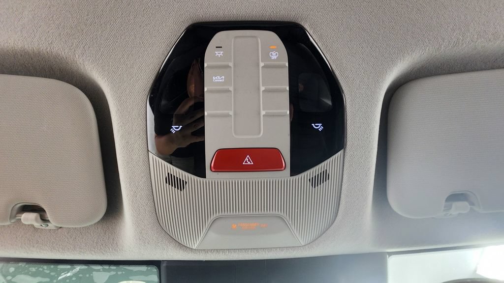 Used 2025 Kia K4 EX FWD image 28